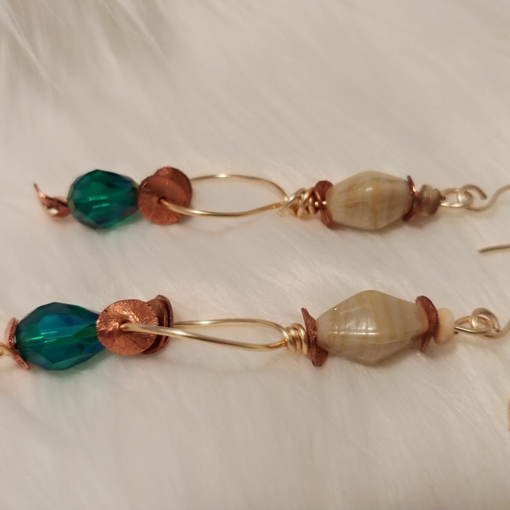 Handmade wire wrap earrings - Picture 2 of 2